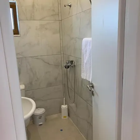 Enia's & Apartment Sarande